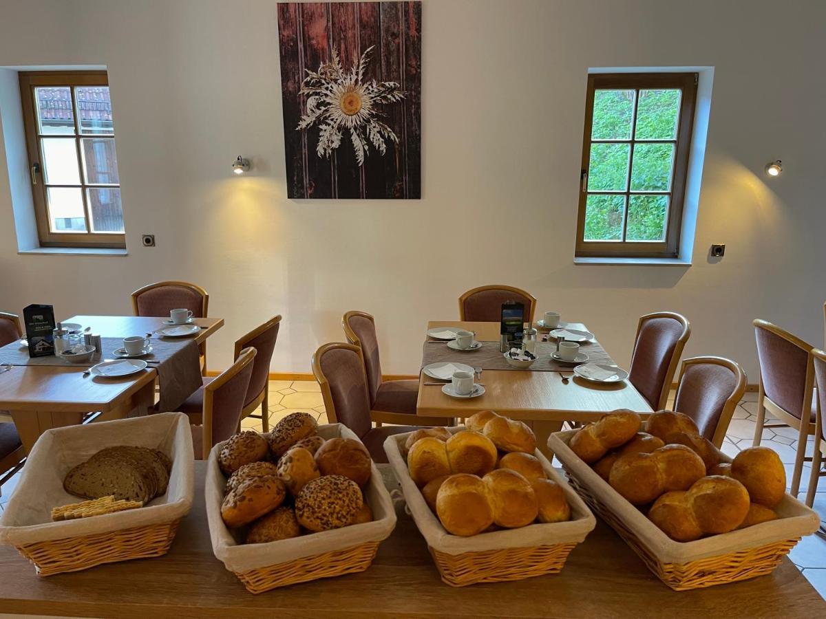 Landhotel Der Distelhof Mit Scheunencafe Dillstadt Экстерьер фото